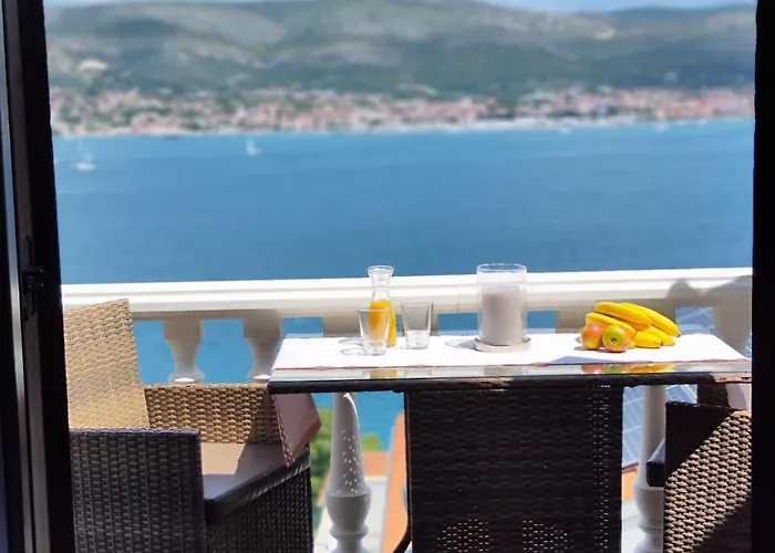 Apartment Roko Donji Okrug (Ciovo)