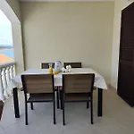 Apartment Roko *