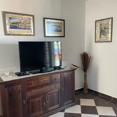 Roko Apartment *