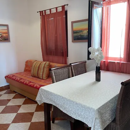 Apartment Roko