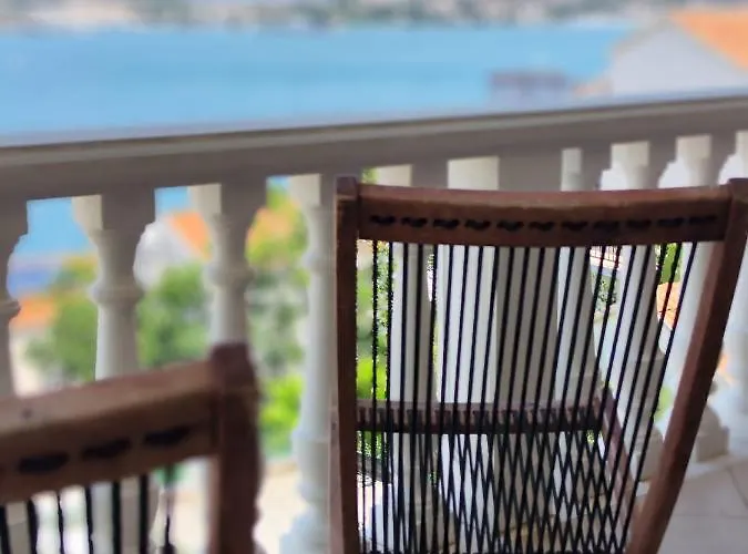 Roko Donji Okrug (Ciovo)