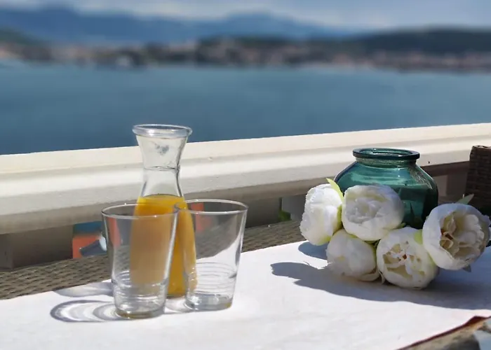 Apartman Roko Donji Okrug (Ciovo)