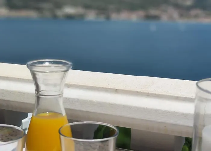 Roko * Donji Okrug (Ciovo)