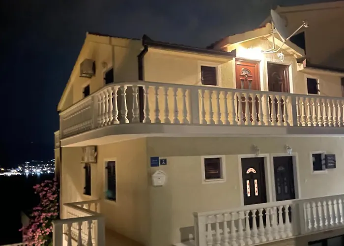 Roko Apartman Donji Okrug (Ciovo)